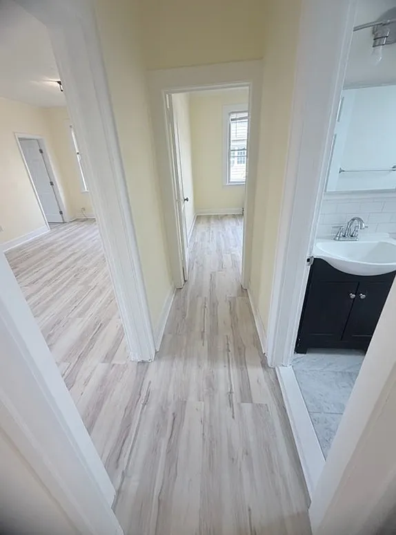 252 River Drive unit 3 - 1 — Photo 4