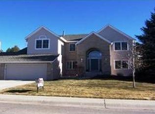 9676 Chesapeake St, Highlands Ranch, CO 80126