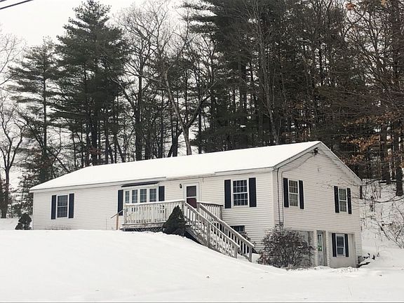 2nd image of 8 Carpenter Dr