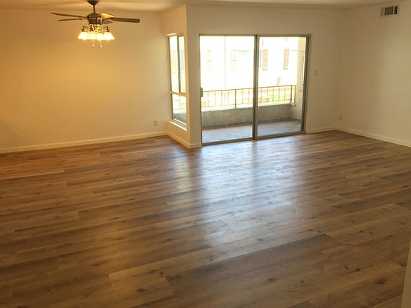 4th image of 10707 Camarillo St APT 203