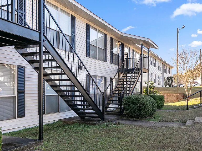 Willow Terrace — Photo 21