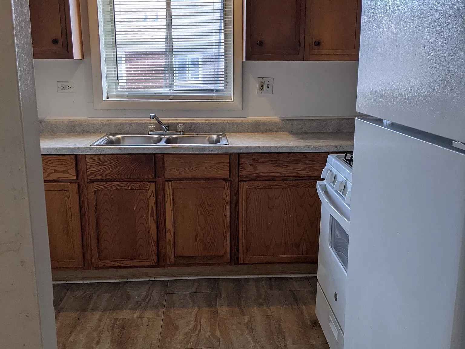 2 bed, 900 sqft, $1,450 — Photo 1