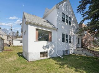 1407 E 3rd St, Duluth, MN 55805