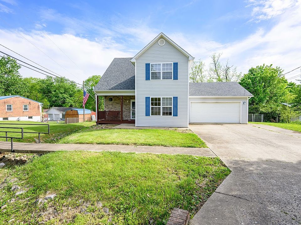 1st image of 806 Edgebrook Dr