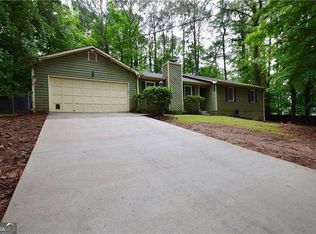 2654 Crystal Ct, Lawrenceville, GA 30044