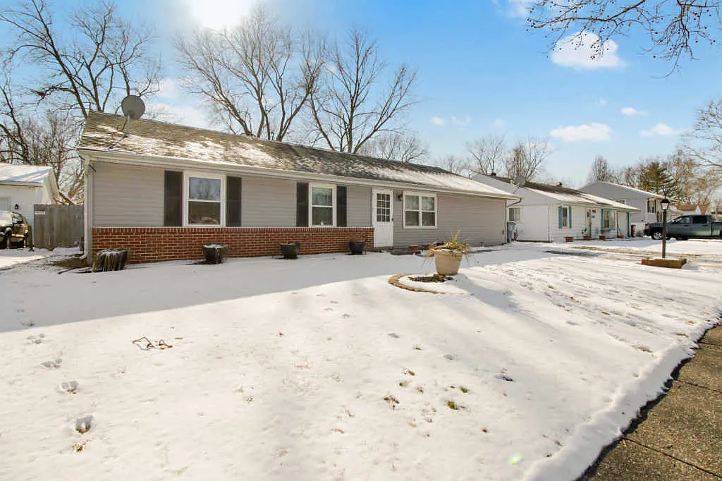 3105 W Daniel St photo 1