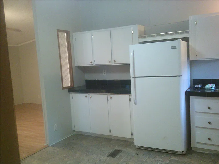 22433 Yancy Rd — Photo 7