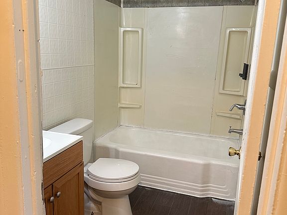 4th image of 92 Main St #6