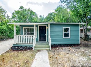 1027 Morelos St, Seguin, TX 78155
