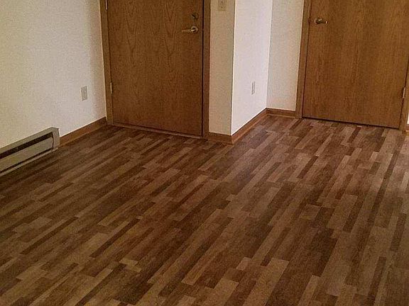 5th image of 605 Galena Cir APT 5