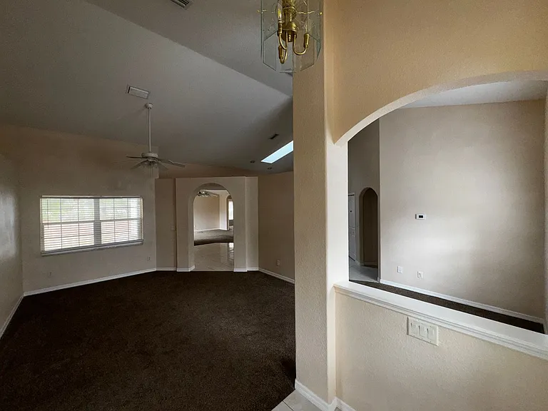10330 SW 54th Ct — Photo 2