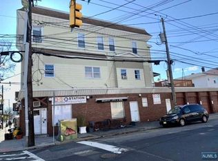 114 Frank E Rodgers Blvd N #2F, Harrison, NJ 07029