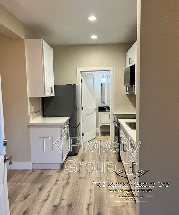 1st image of 14741 Nutmeg Ct