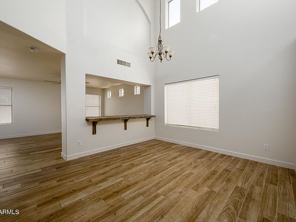 4th image of 4415 E HIGH POINT Drive