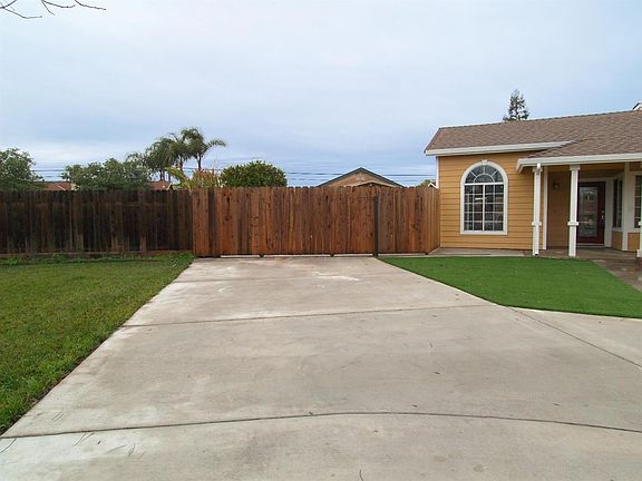 4th image of 3613 Castleberg Ct