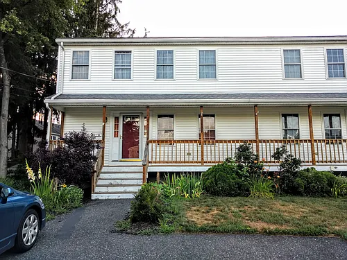 11 Brackett Rd #A Photo 1 11 Brackett Rd #A Photo 1