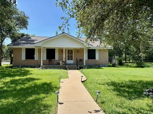 706 S Gordon St, Bryan, TX 77802