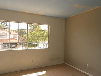 2nd image of 2227 Camino Largo Dr