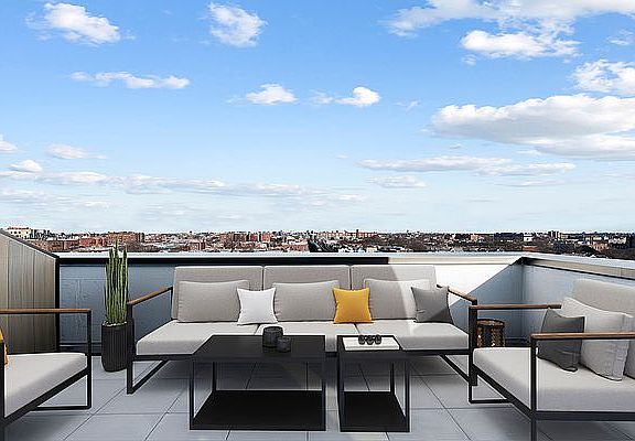 3rd image of 91-09 Roosevelt Ave #701
