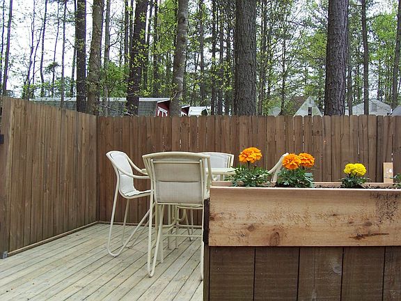 Great two tiered deck