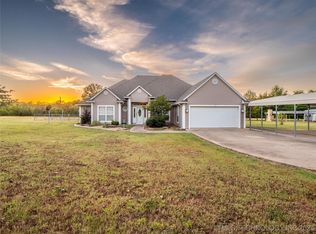 411 Broken Feather Ln, McAlester, OK 74501
