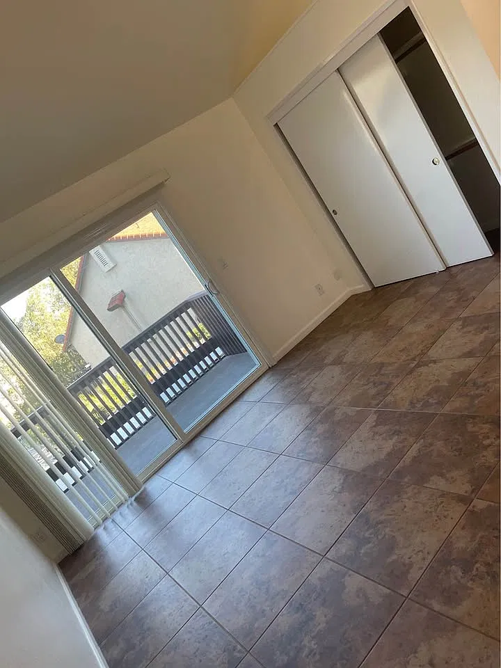 2 bed, 1108 sqft, $1,650 — Photo 1