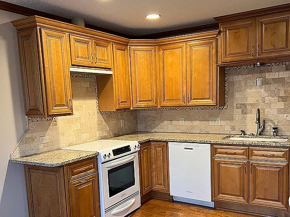 4th image of 3116B Nutmeg Ln
