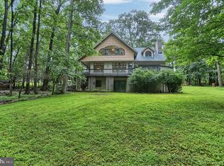 2683 Oswald Dr, Hampstead, MD 21074