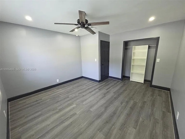 8227 NW 39th St — Photo 15