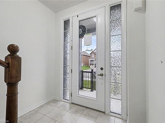 4th image of 9 Prince Philip Blvd