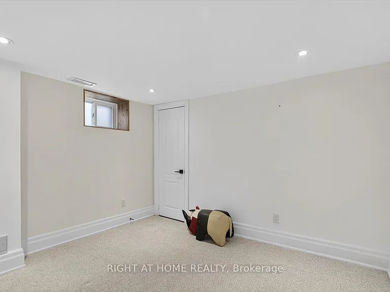 64 Larwood Blvd — Photo 38