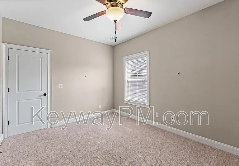507 Windermere St — Photo 21