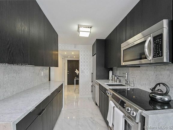 4th image of 1255 Collins Ave APT 601