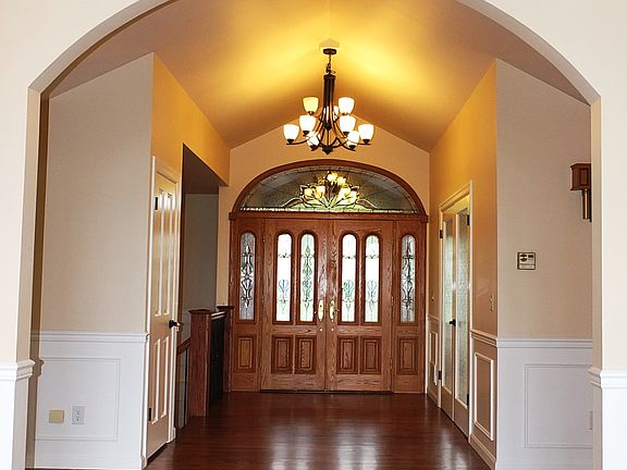 3rd image of 4210 Sunnyside Blvd