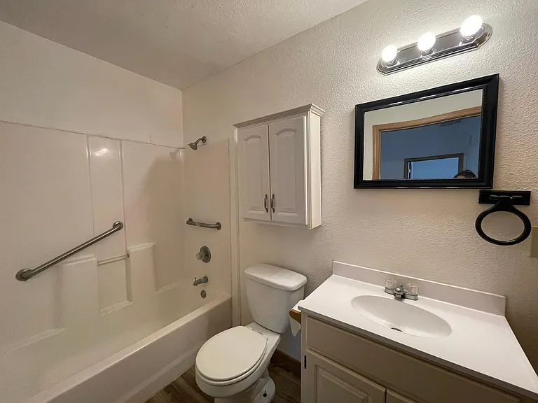 9516 Main Entrance Dr — Photo 26