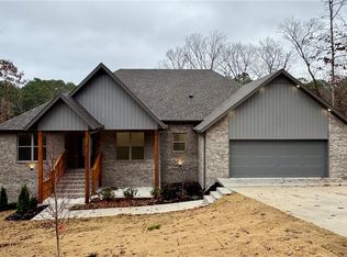 18 Zennor Cir, Bella Vista, AR 72715