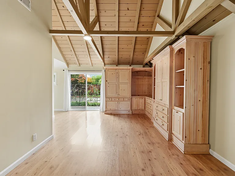 20 Kent Pl — Photo 26