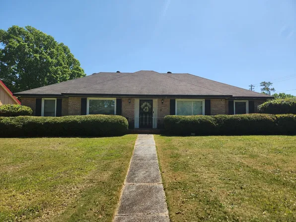 922 Hardegree Dr, Columbus, GA 31907
