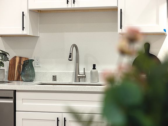 4th image of 3131 W St #3202