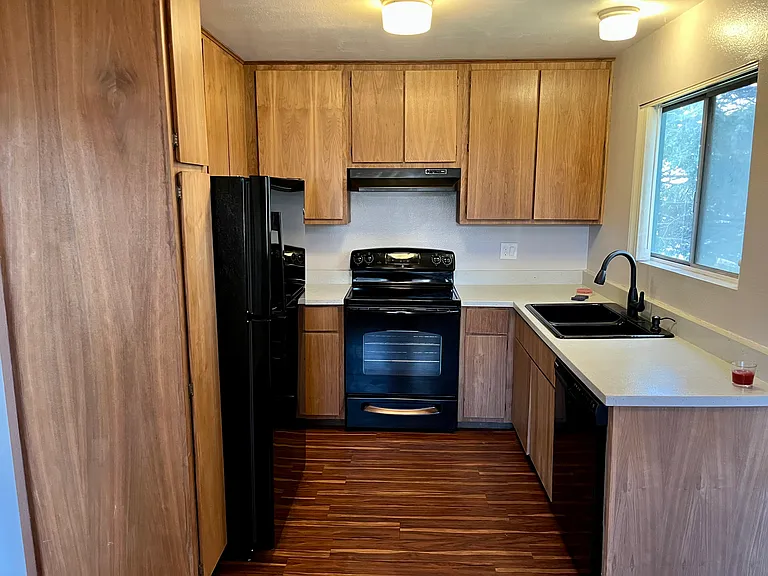 1811 E Grand Ave #192 — Photo 3