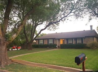 5613 Edgemere Cir, Garland, TX 75043