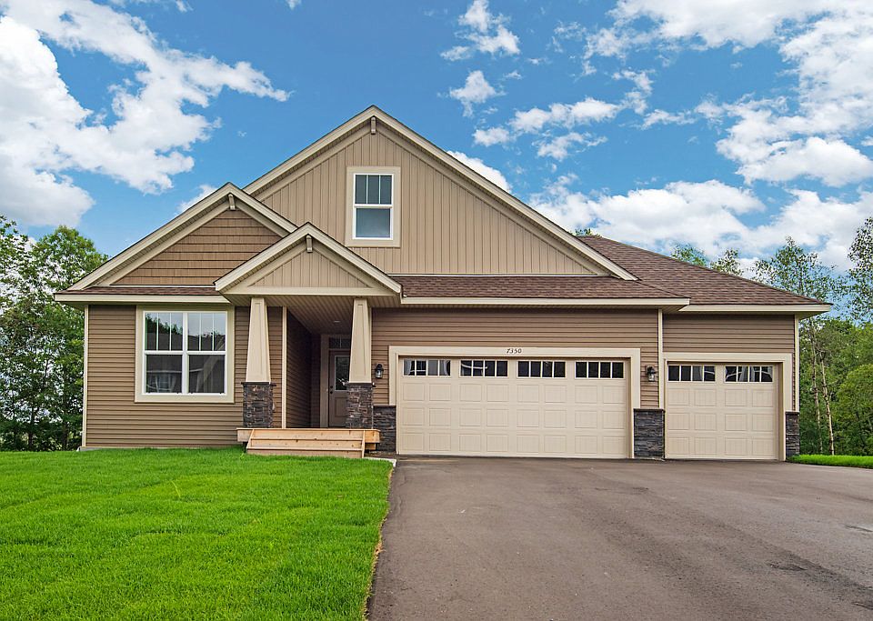 Photos of a Similar Hemlock III Home