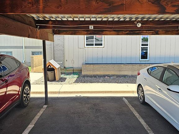 4th image of 625 Manhattan Pl #305