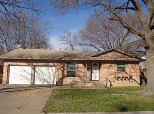 2537 Gross Rd, Dallas, TX 75228