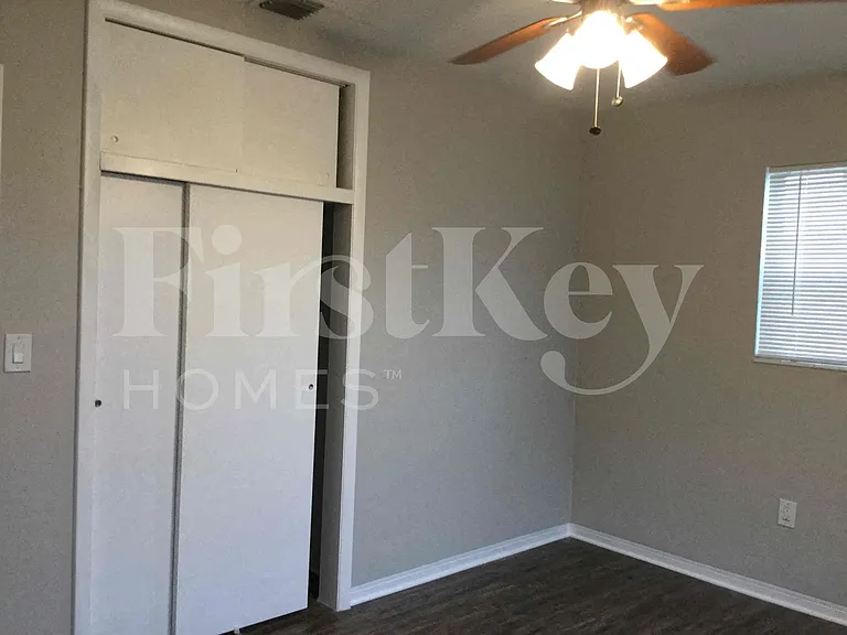 7925 Indigo St — Photo 8
