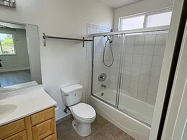 Upstairs Bathroom 2