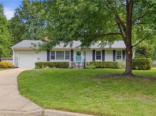 5515 Roeland Dr, Roeland Park, KS 66205
