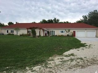 1541 Quarry Trl, Winterset, IA 50273