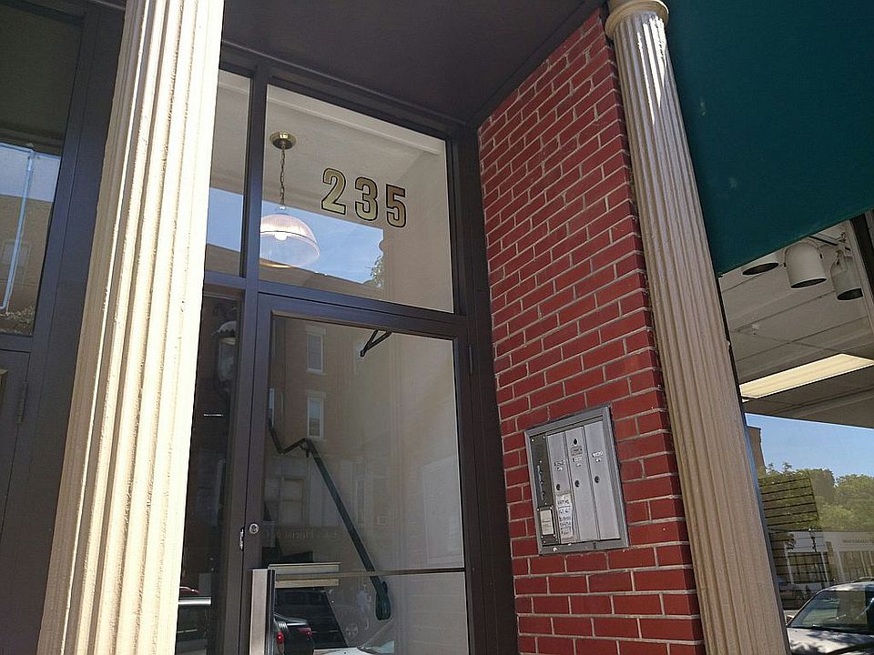2nd image of 235 Washington St #3
