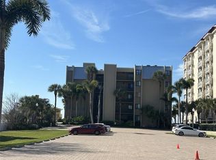 17710 Gulf Blvd APT 102, Redington Shores, FL 33708